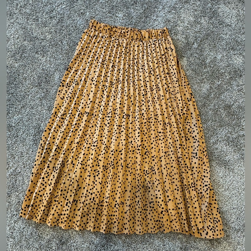 Pleated Midi Skirt